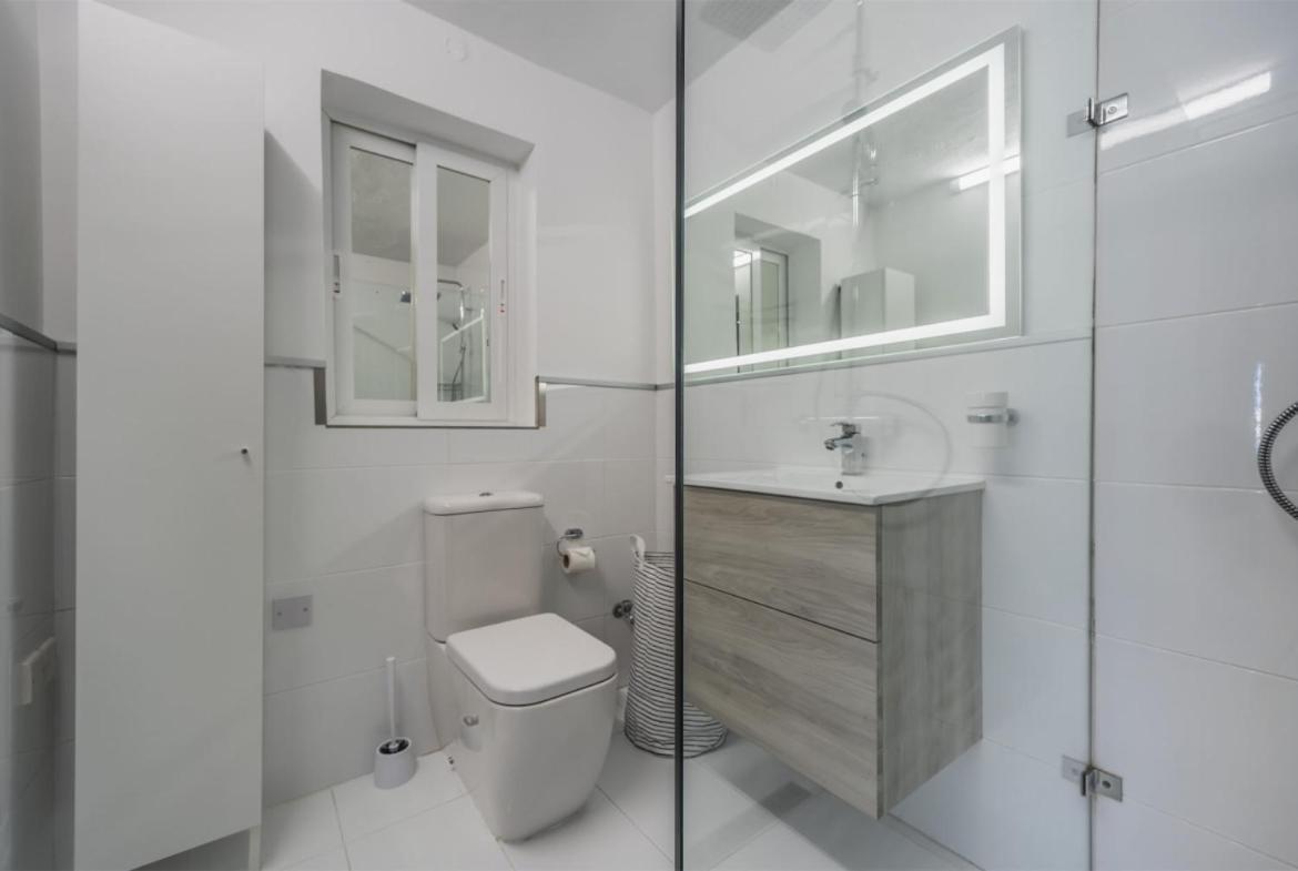 Deluxe Seaview Apartment Saint Julian's Eksteriør billede